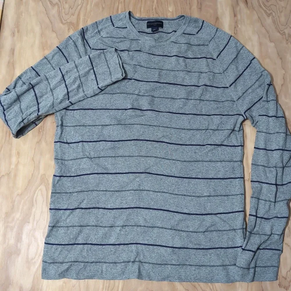 Banana Republic Gray Long Sleeve Crew Neck Thermal L Thin Sweater‎ Striped